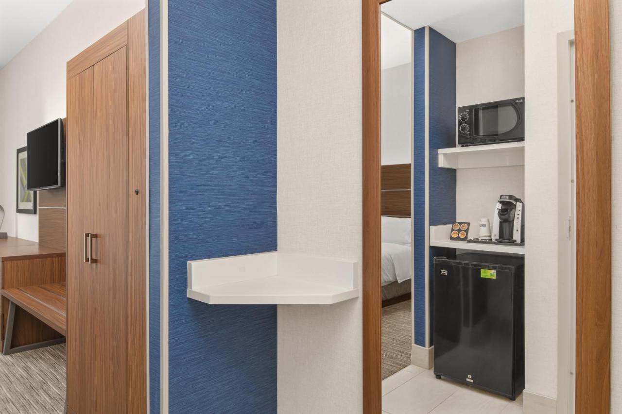 Holiday Inn Express Hotel & Suites Sacramento Airport Natomas, An Ihg Hotel Habitación foto